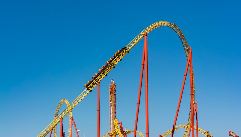 Ausflugsziele NRW – Achterbahn in einem Freizeitpark